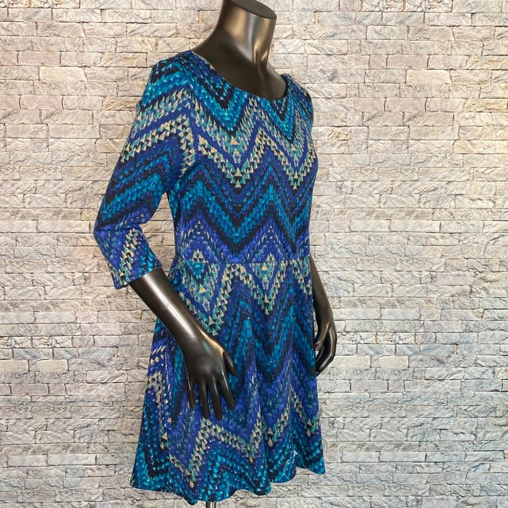 Lily Rose Printed Blouse - Picture 3 of 5